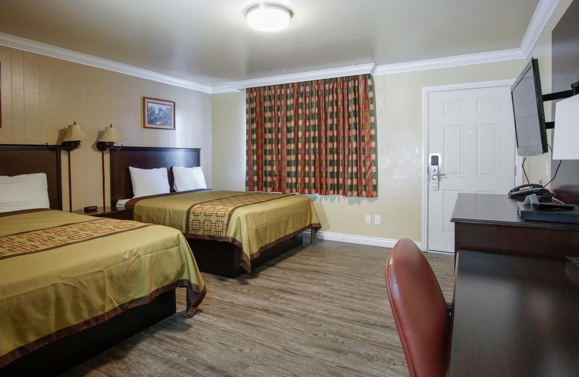 Charm Motel & Suites Burney Dış mekan fotoğraf