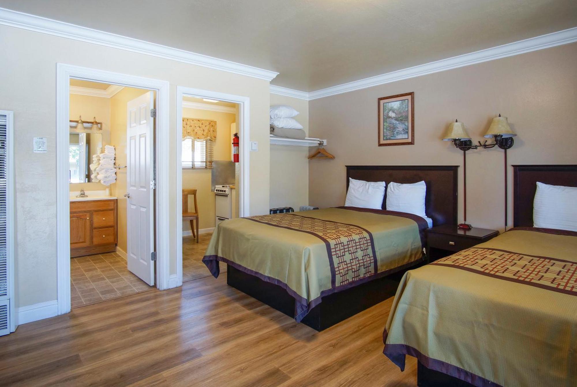 Charm Motel & Suites Burney Dış mekan fotoğraf