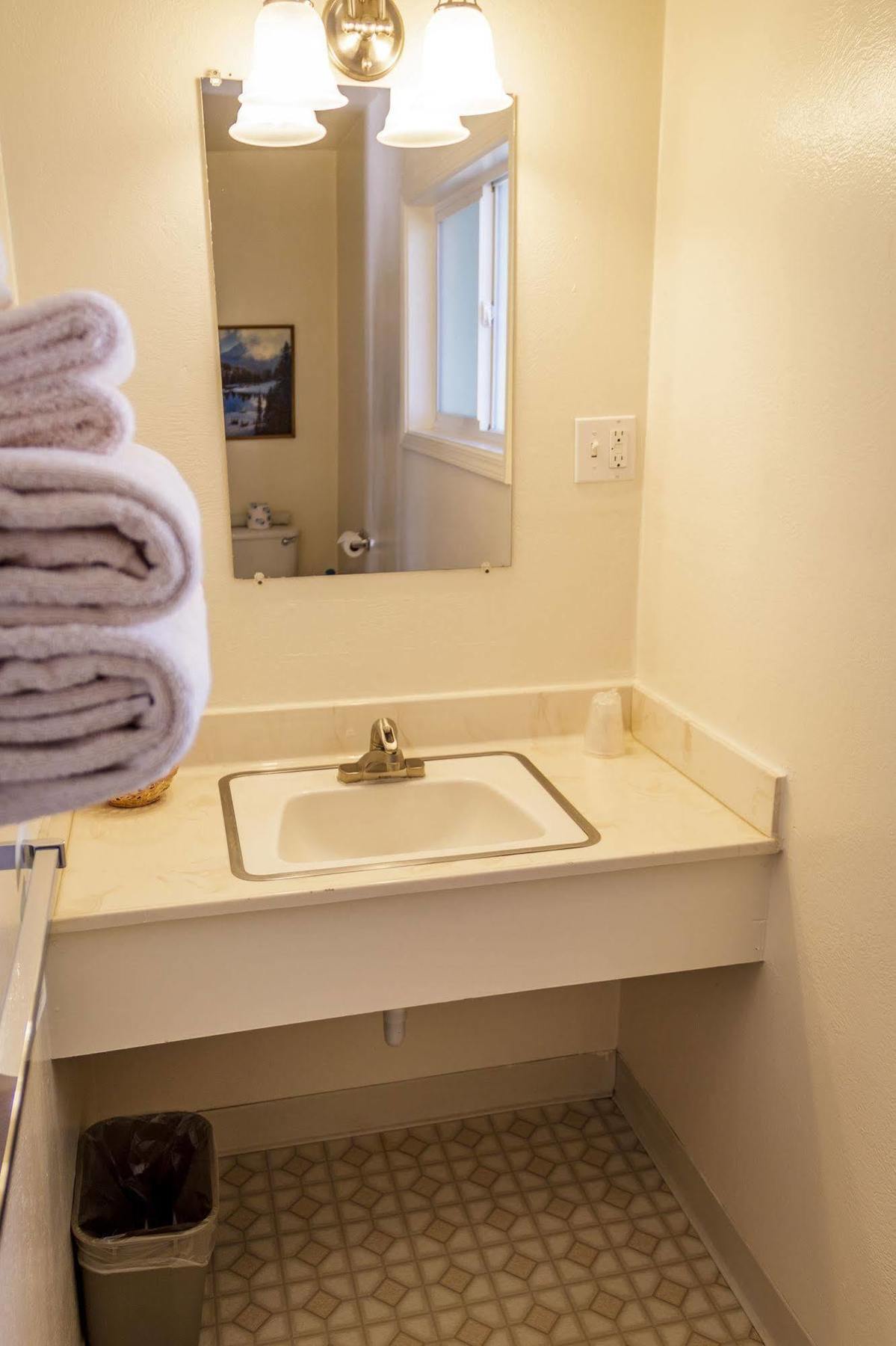 Charm Motel & Suites Burney Dış mekan fotoğraf